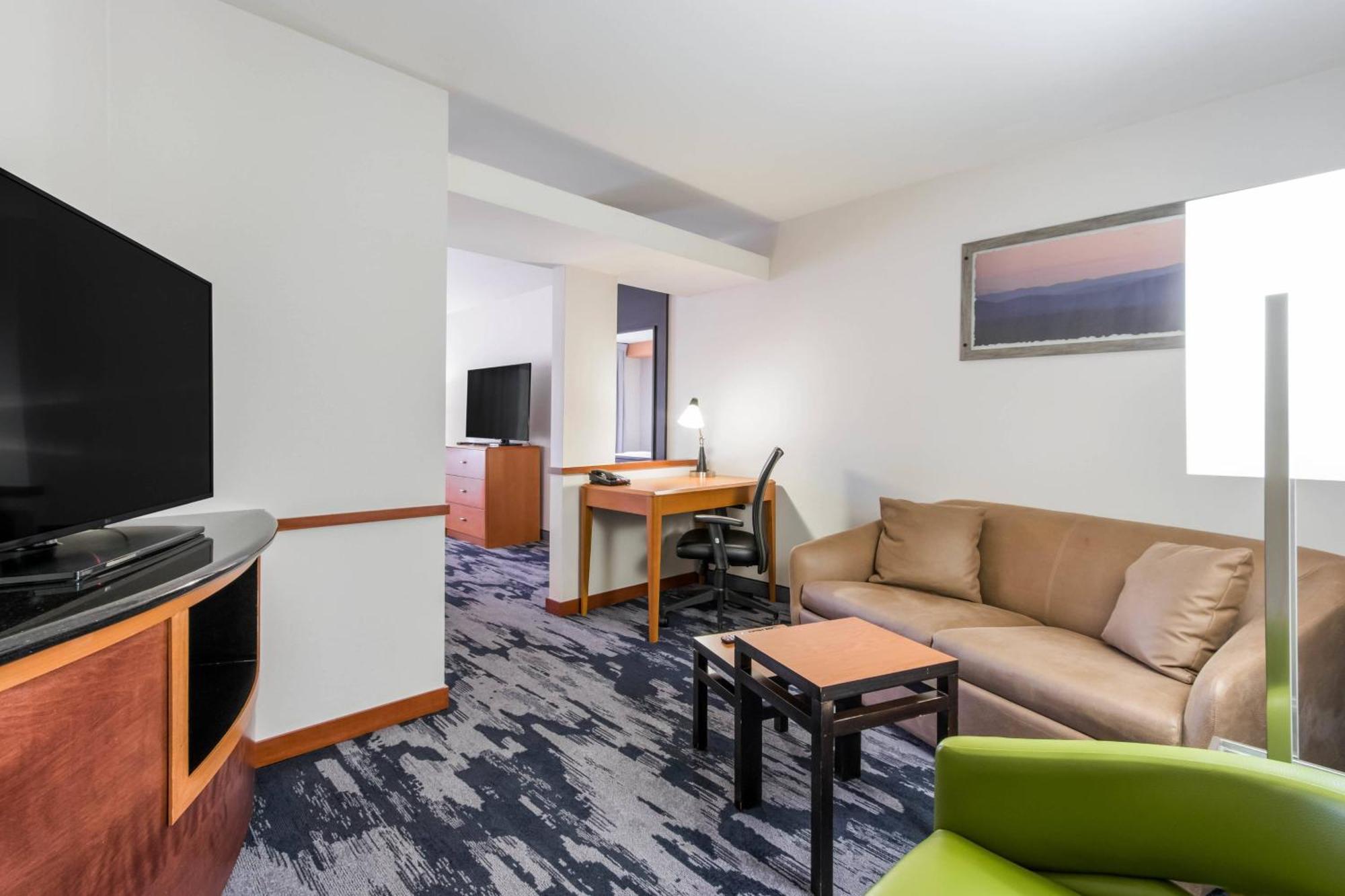 Fairfield Inn & Suites Колумбия Экстерьер фото