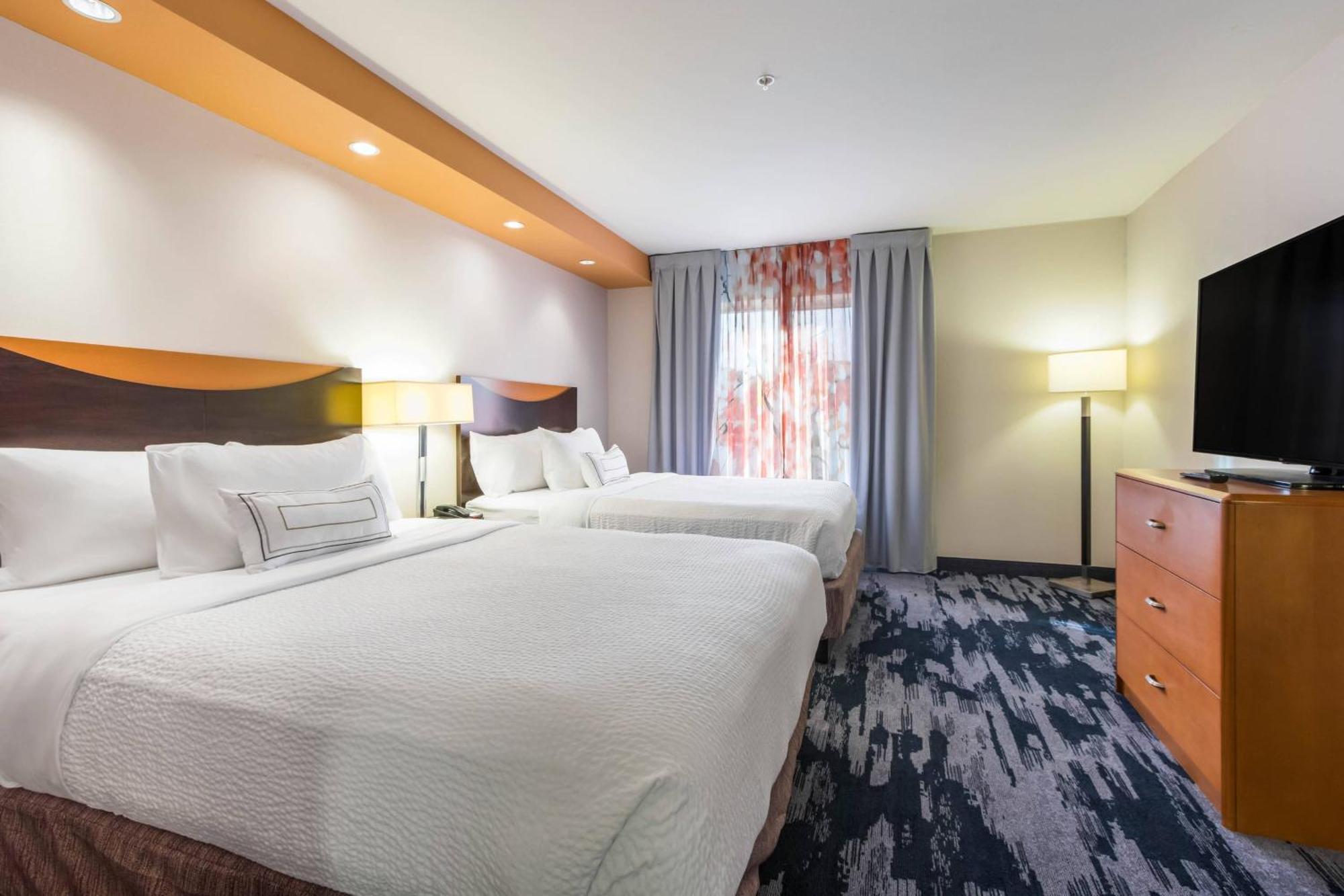 Fairfield Inn & Suites Колумбия Экстерьер фото