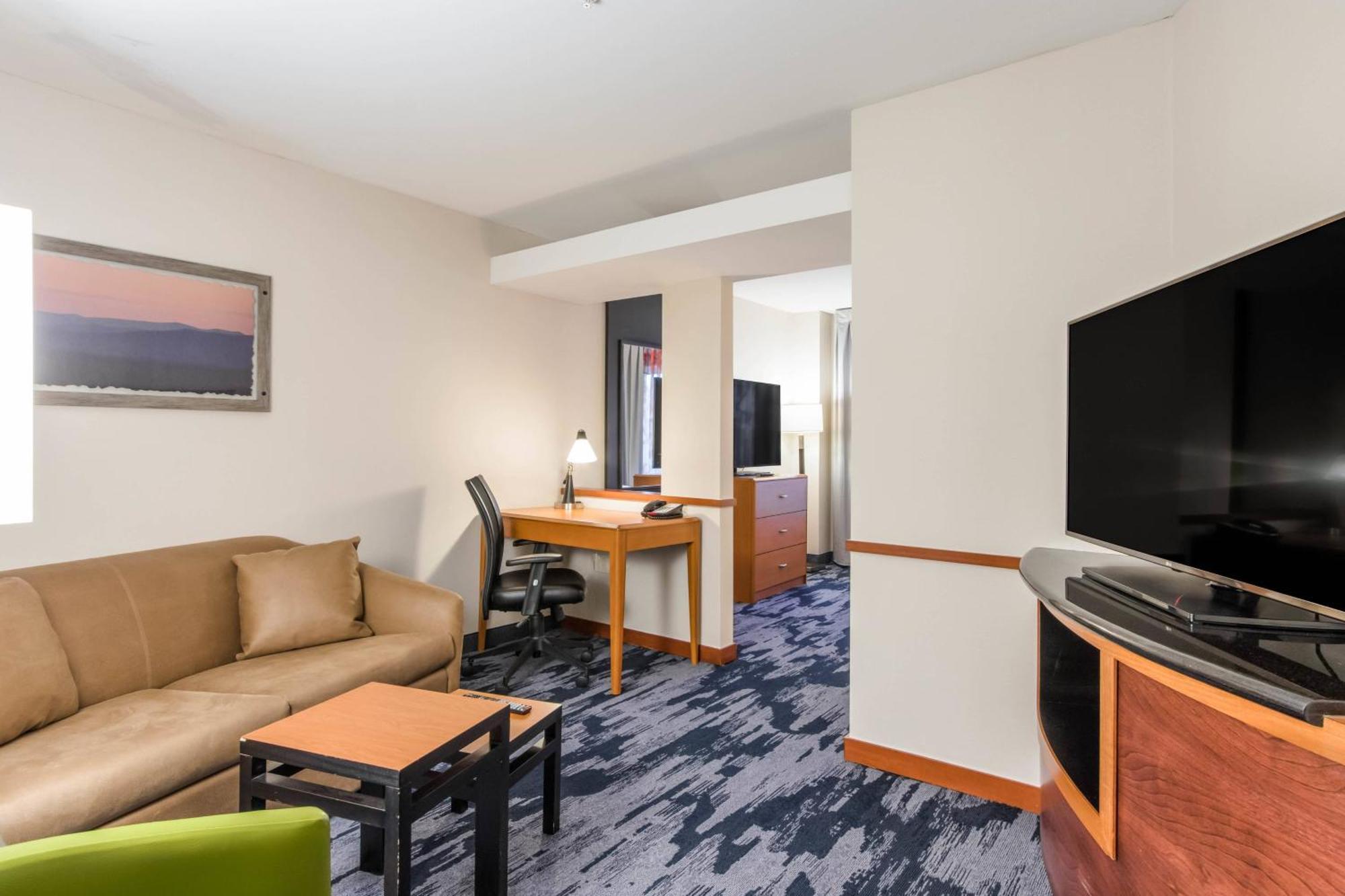 Fairfield Inn & Suites Колумбия Экстерьер фото