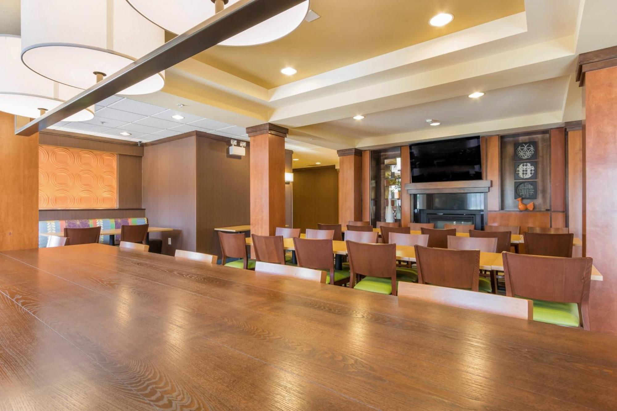 Fairfield Inn & Suites Колумбия Экстерьер фото