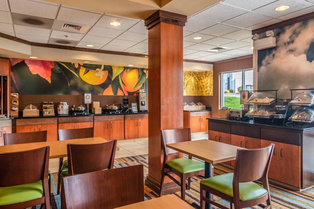 Fairfield Inn & Suites Колумбия Экстерьер фото